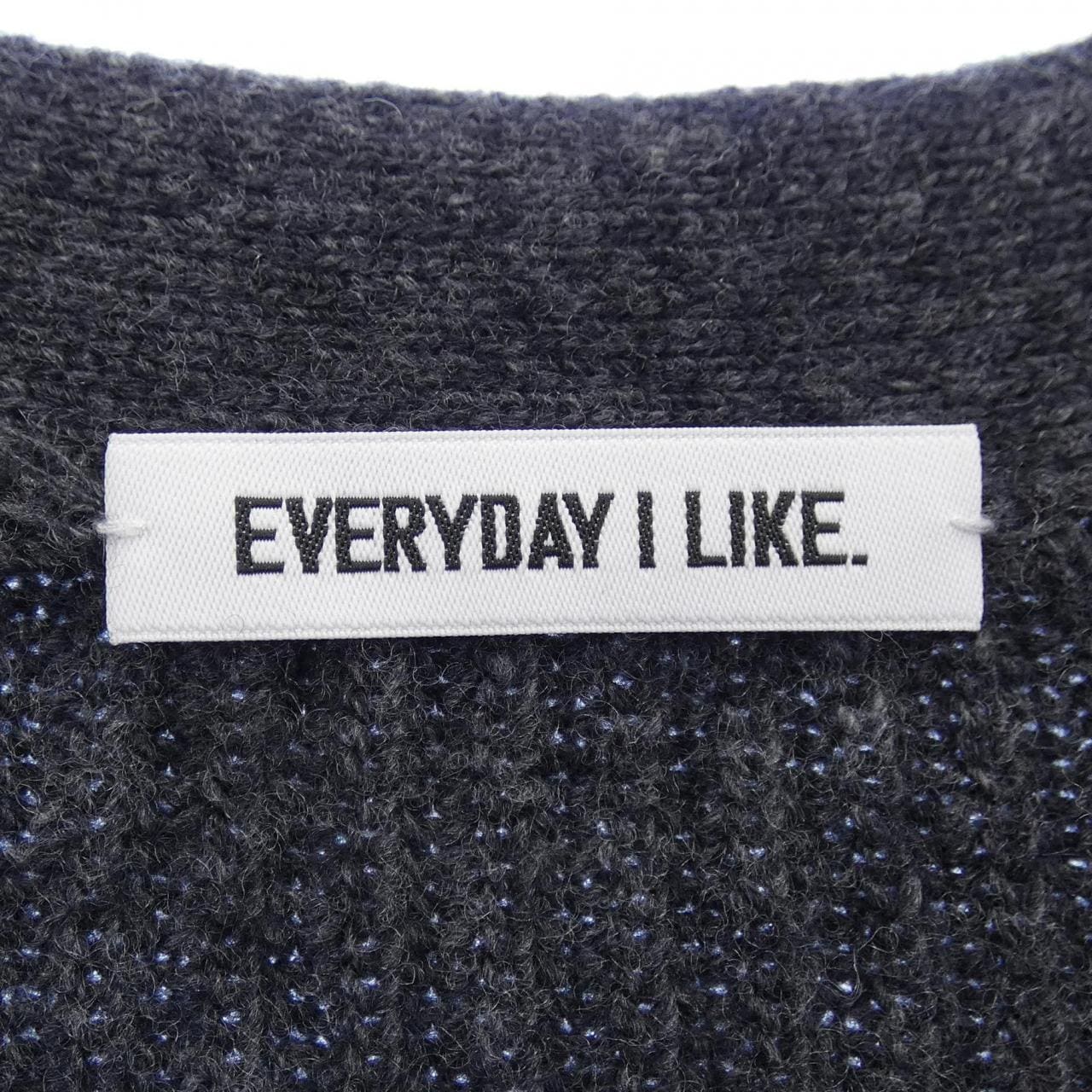 ドゥーズィエムクラス DEUXIEME CLASSE カーディガン