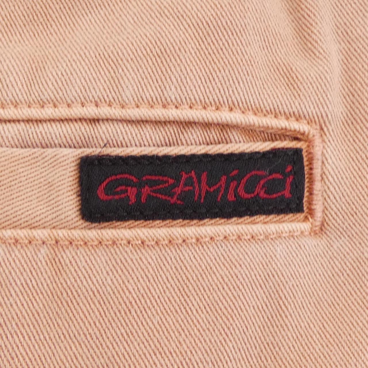 グラミチ GRAMICCI ショートパンツ