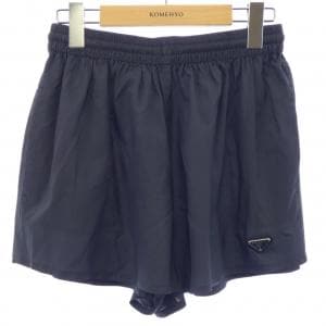 プラダ PRADA トライアングルロゴ P218G S221 10GP ショートパンツ