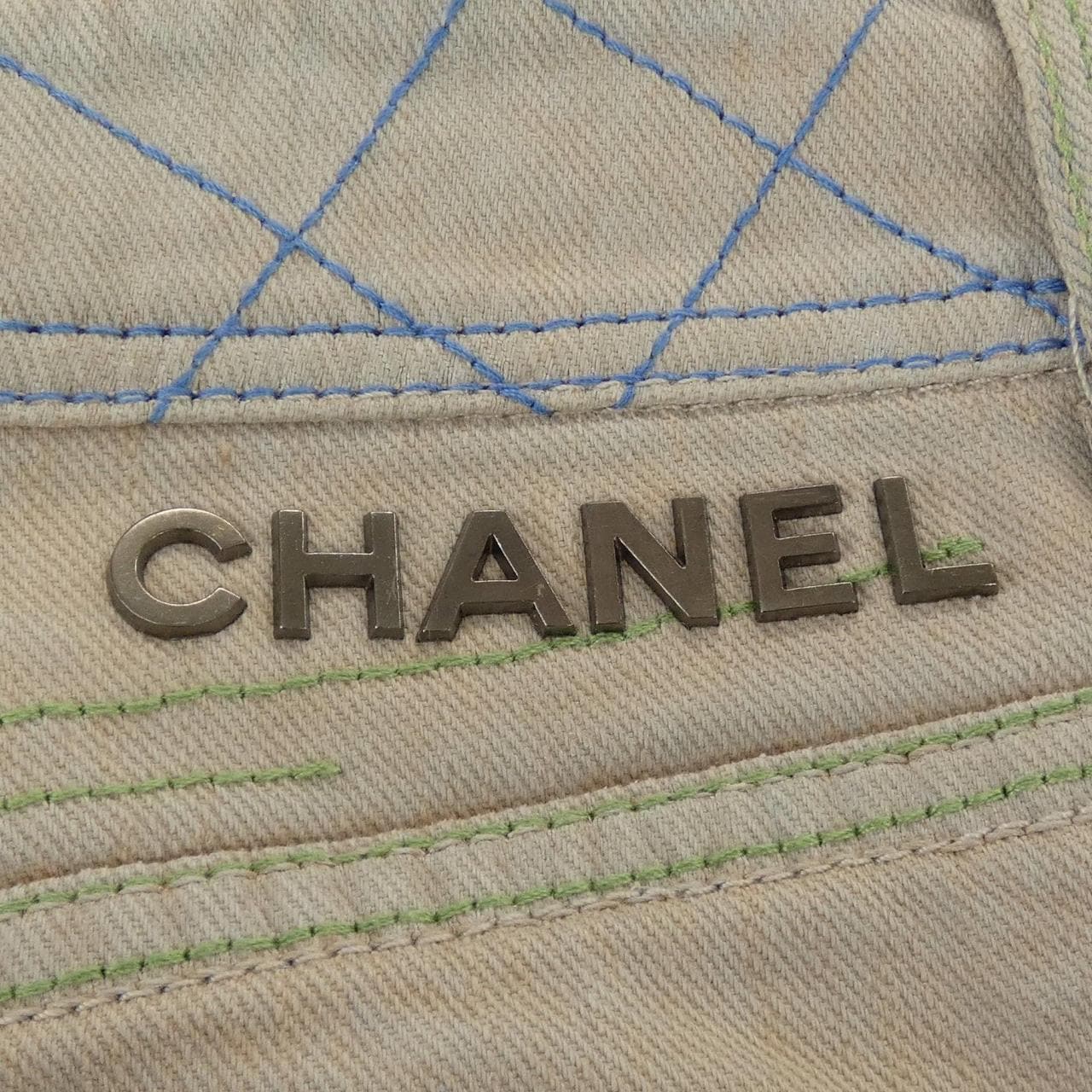 シャネル CHANEL P40487V29445 ジーンズ