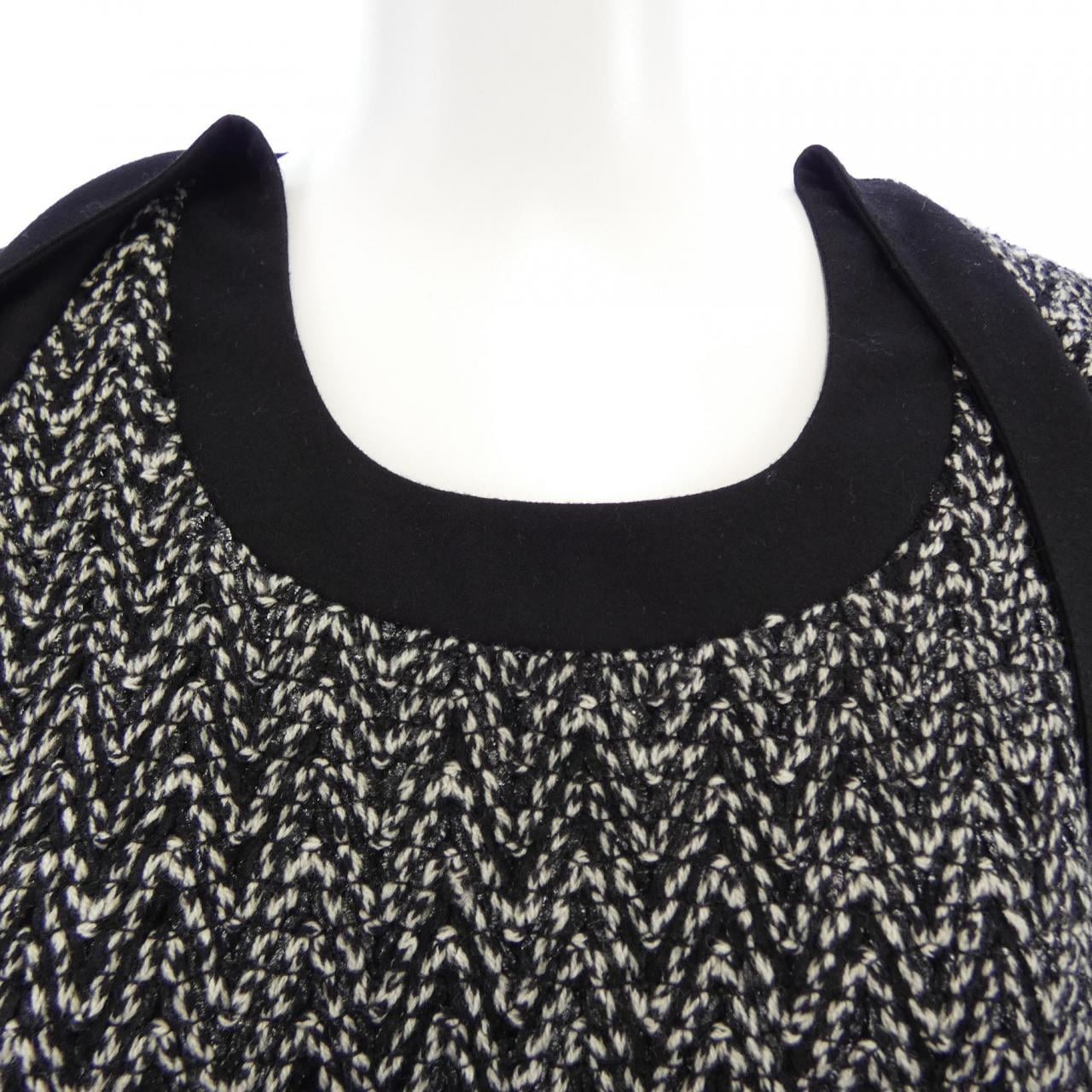 シャネル CHANEL P41874W04962 11A トップス