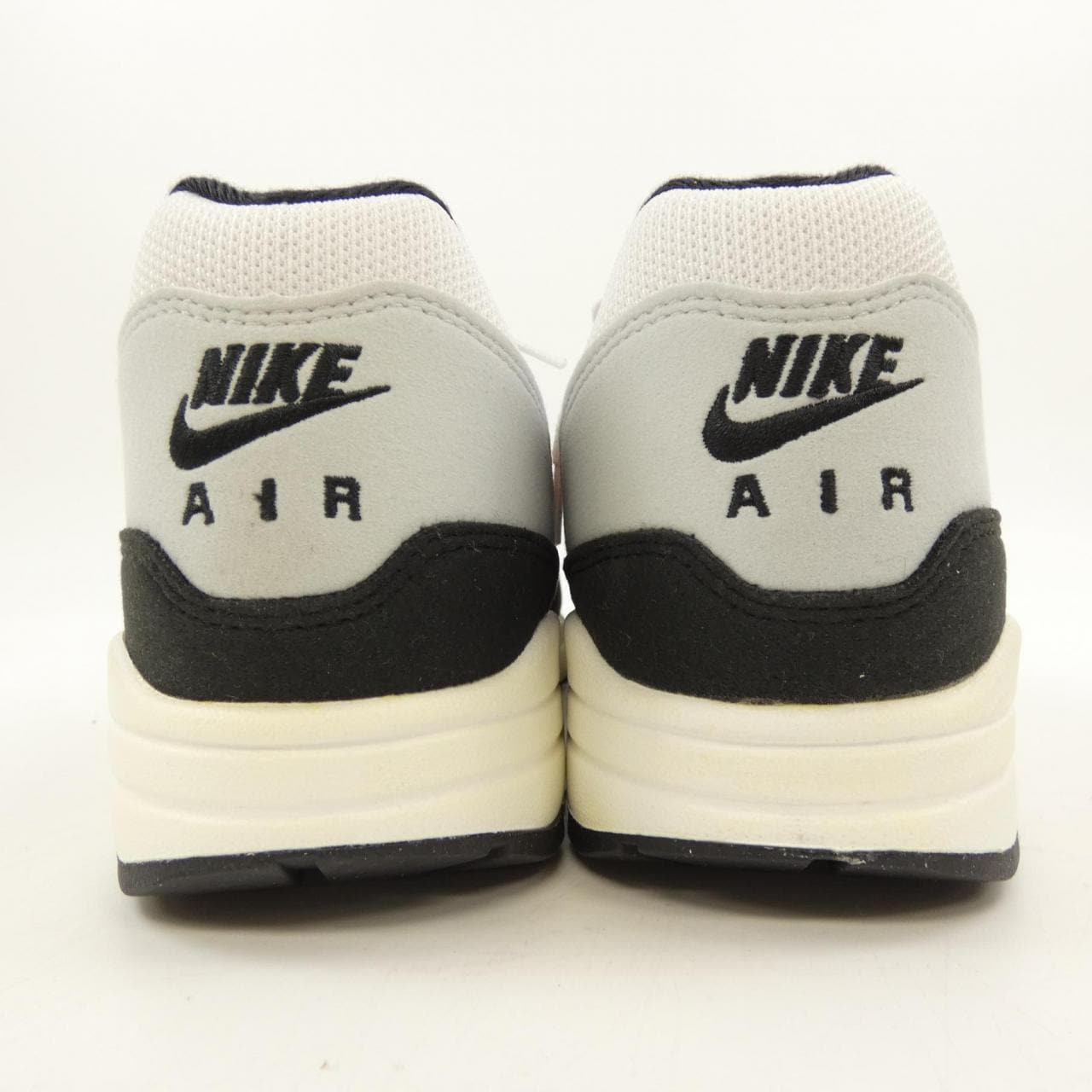 ナイキ NIKE FD9082-101 スニーカー