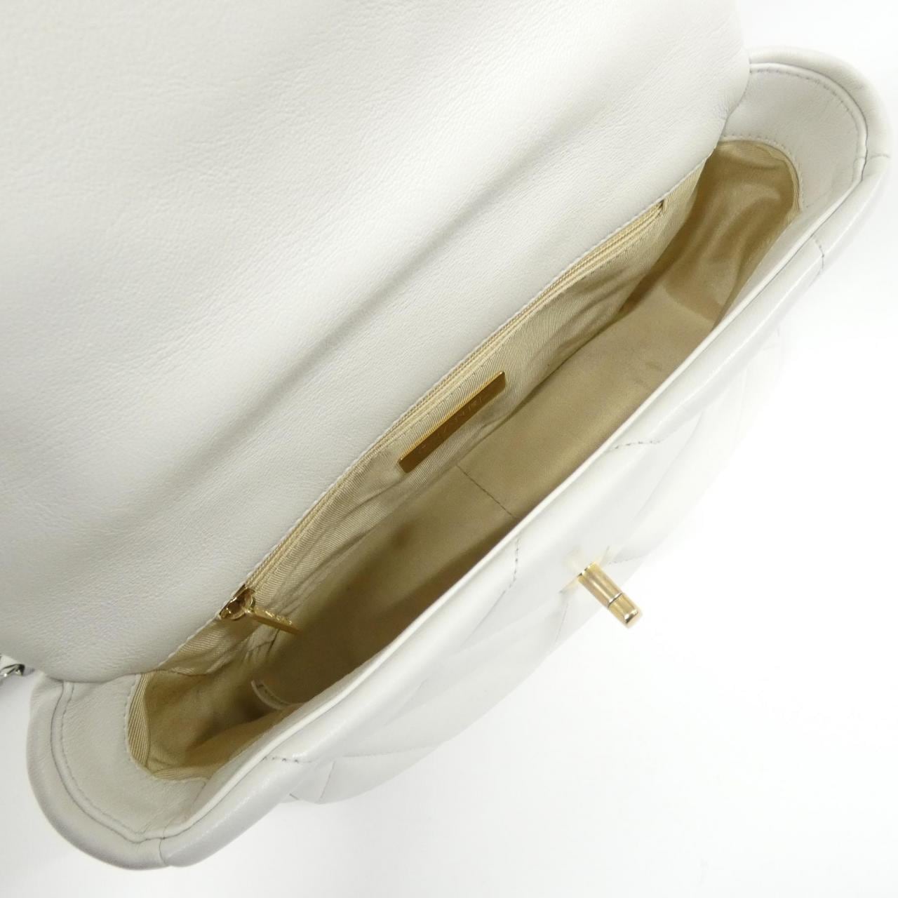 シャネル シャネル19 ライン AS1160 ショルダーバッグ