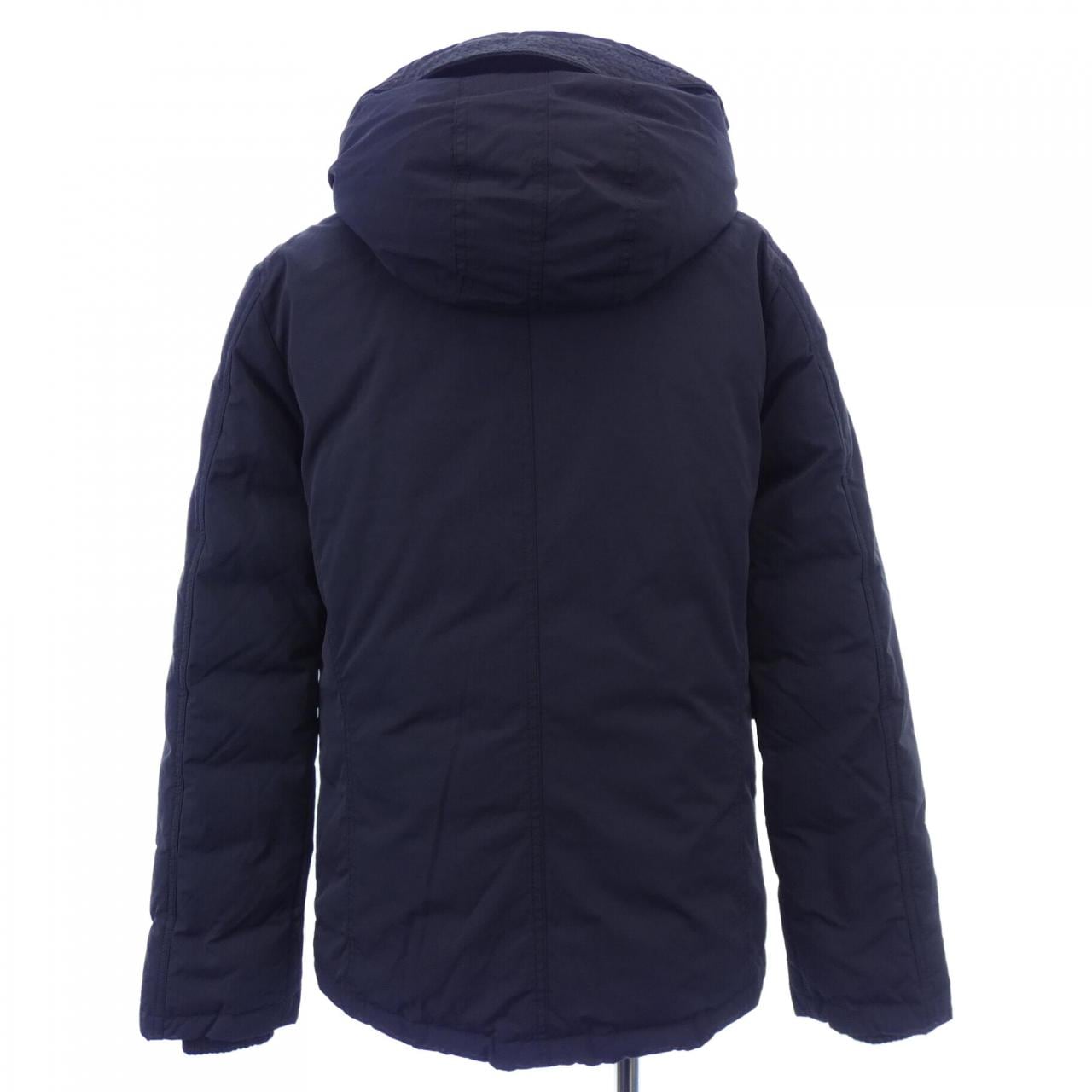 デュベティカ DUVETICA ダウンジャケット