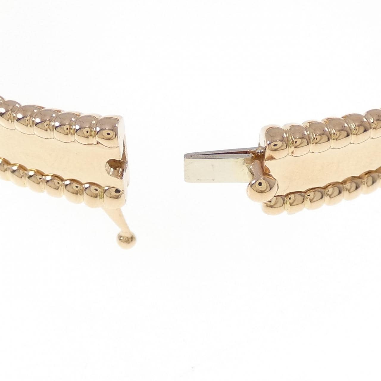 ヴァンクリーフ&アーペル ペルレ シニアチュール バングル