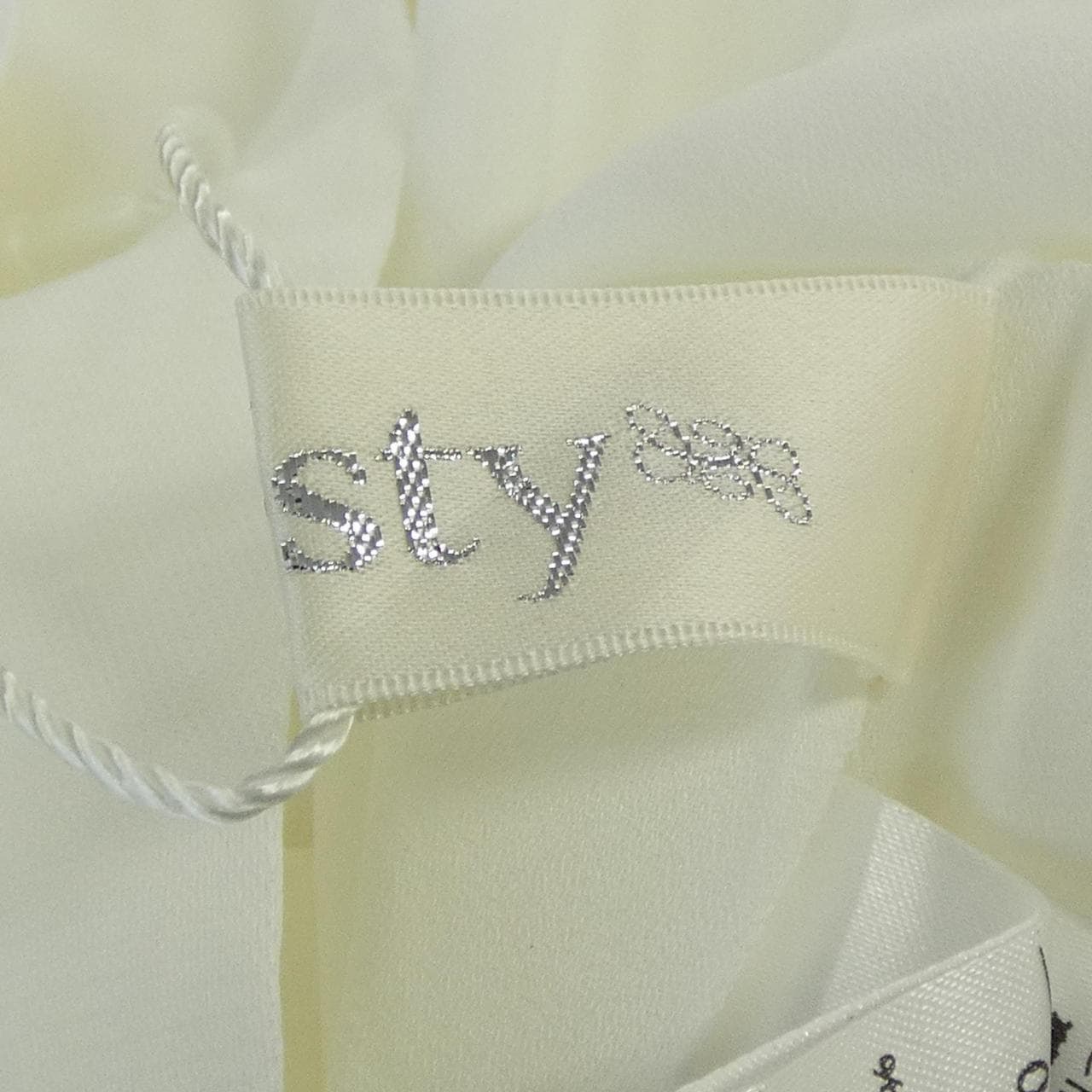 チェスティ chesty トップス