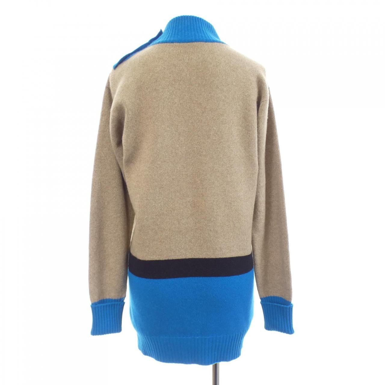 【ヴィンテージ】シャネル CHANEL MADE IN SCOTLAND クローバーボタン ニット