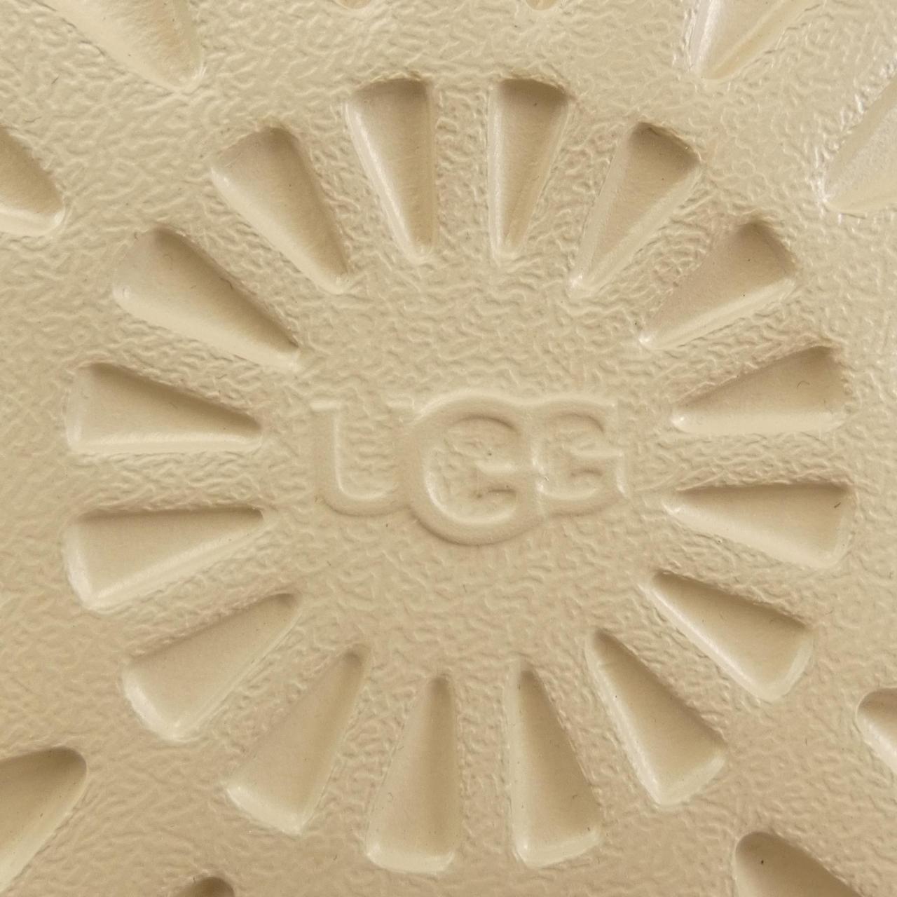 アグ UGG ブーツ