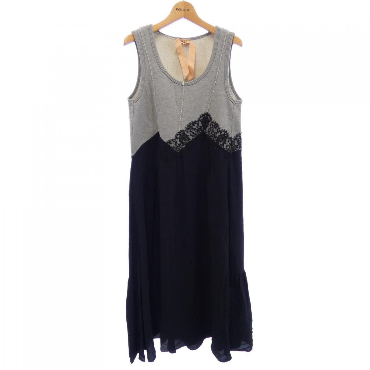 ヌメロヴェントゥーノ N°21 ワンピース