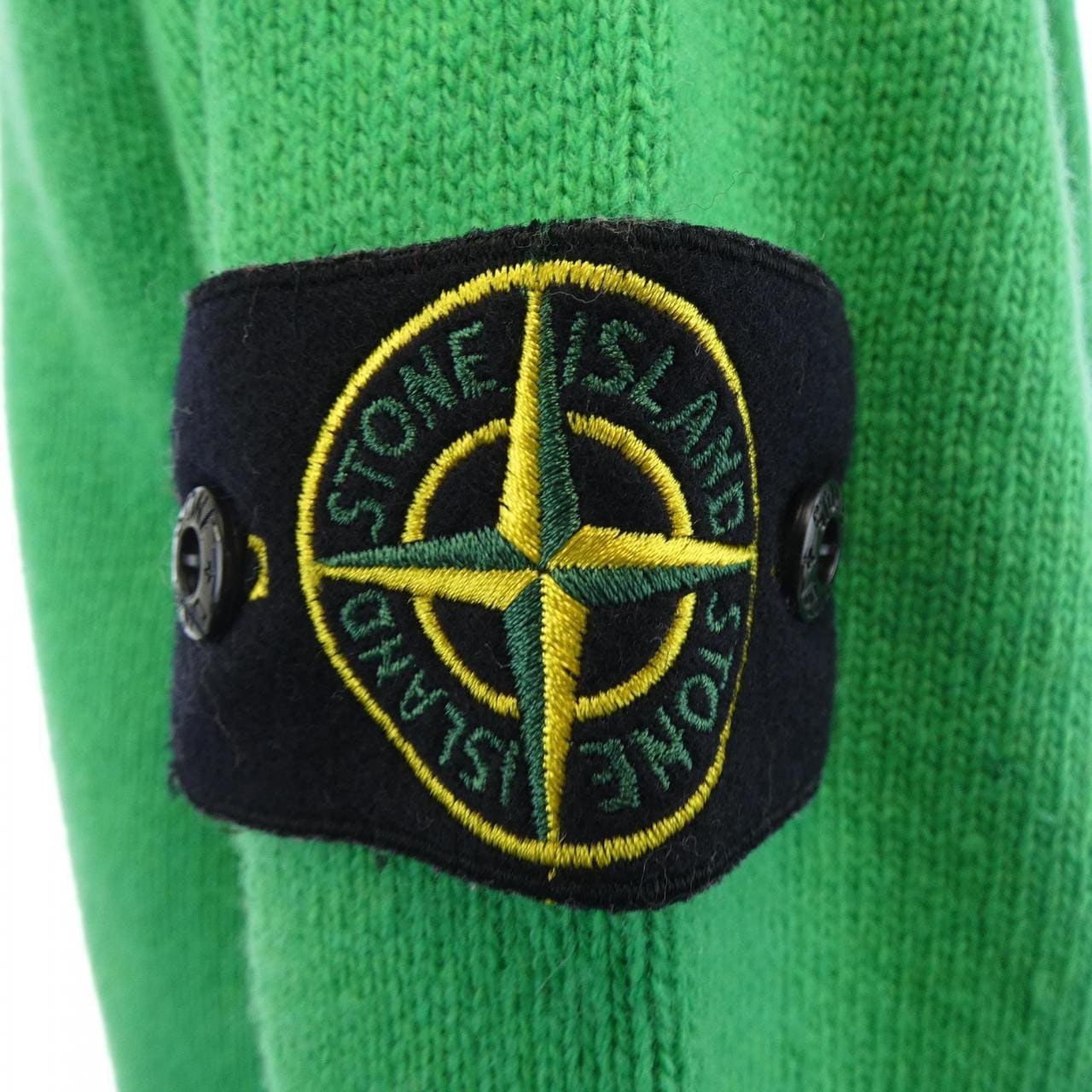 石島STONE ISLAND 7515535A3針織衫