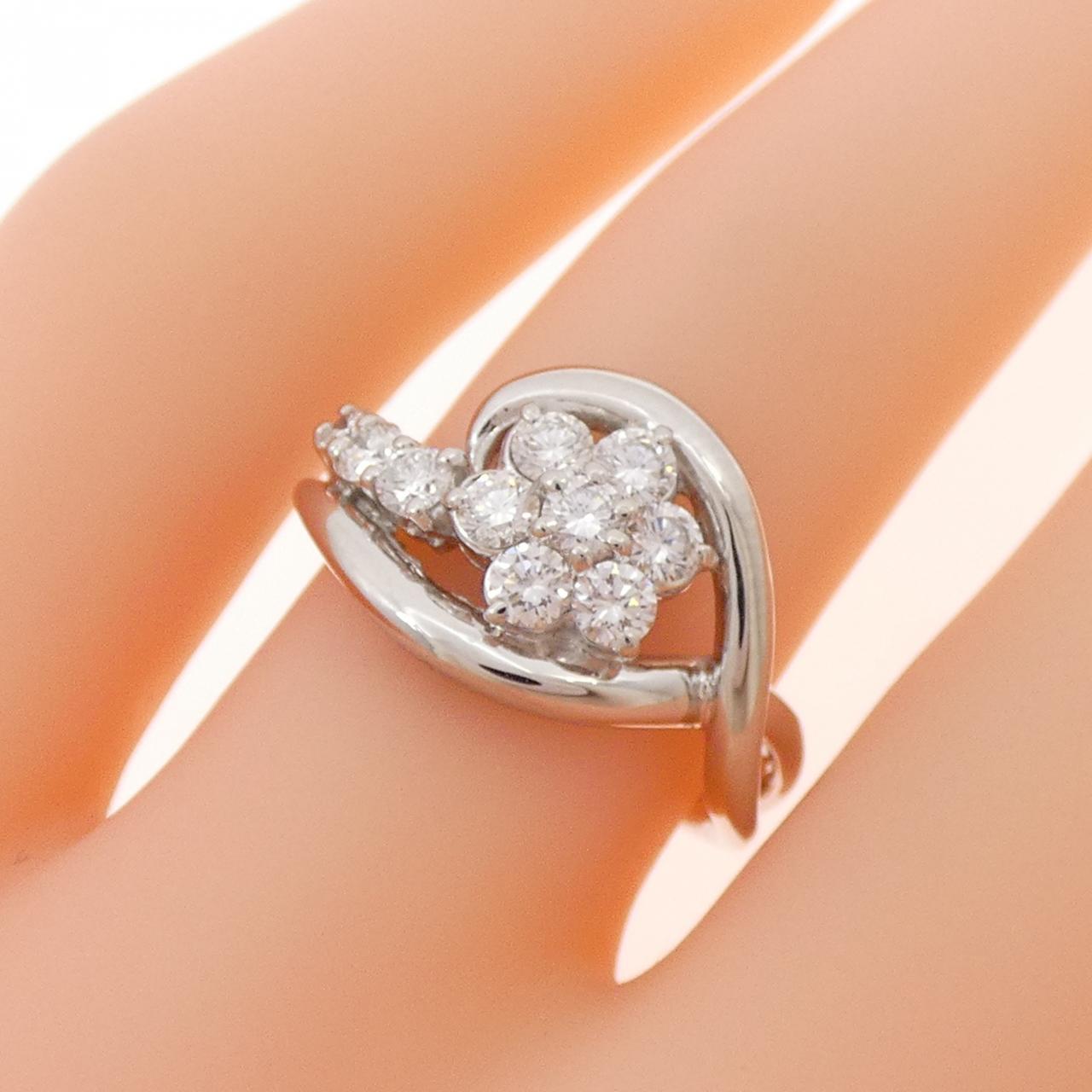 PT900 フラワー ダイヤモンド リング 0.50CT