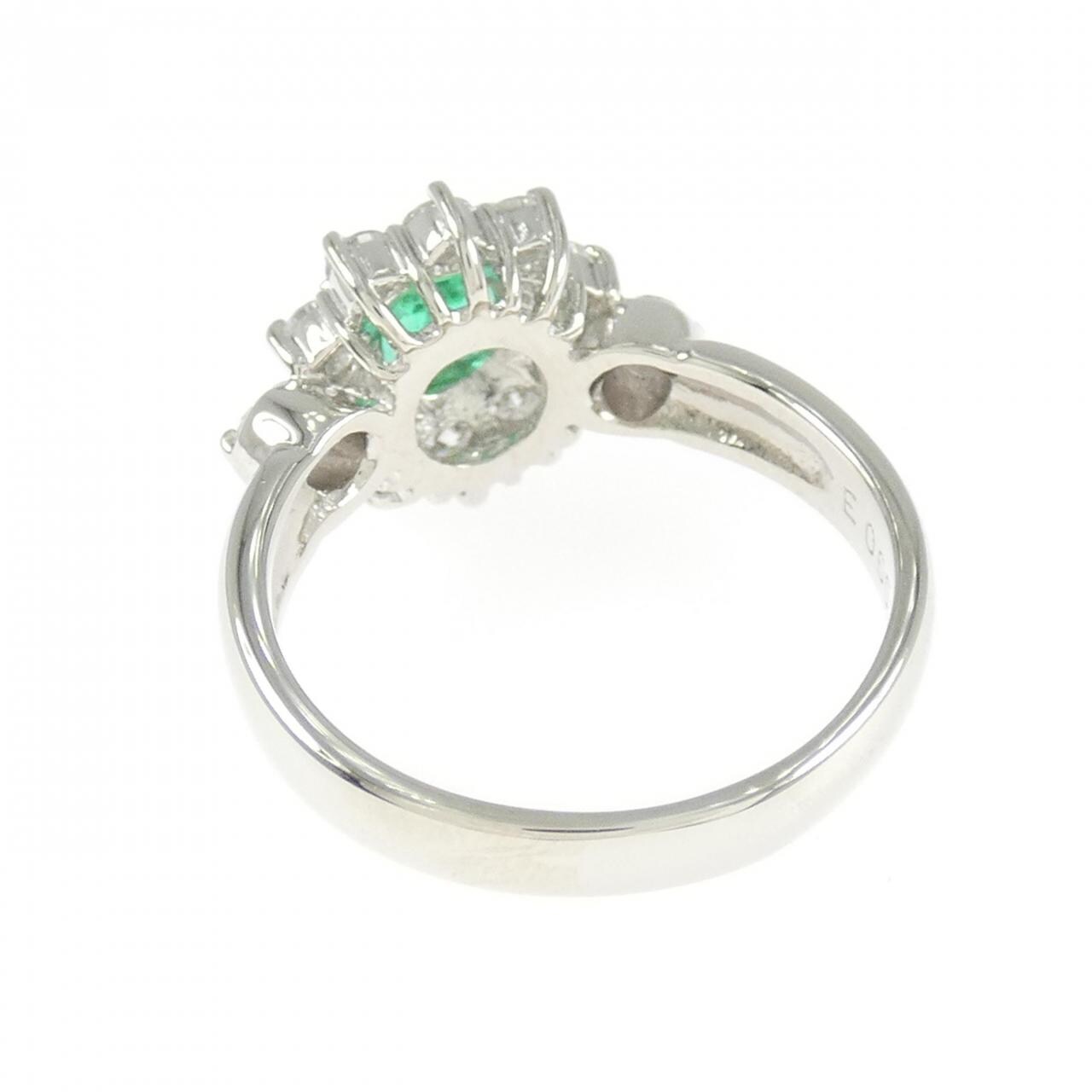 PT900 エメラルド リング 0.60CT