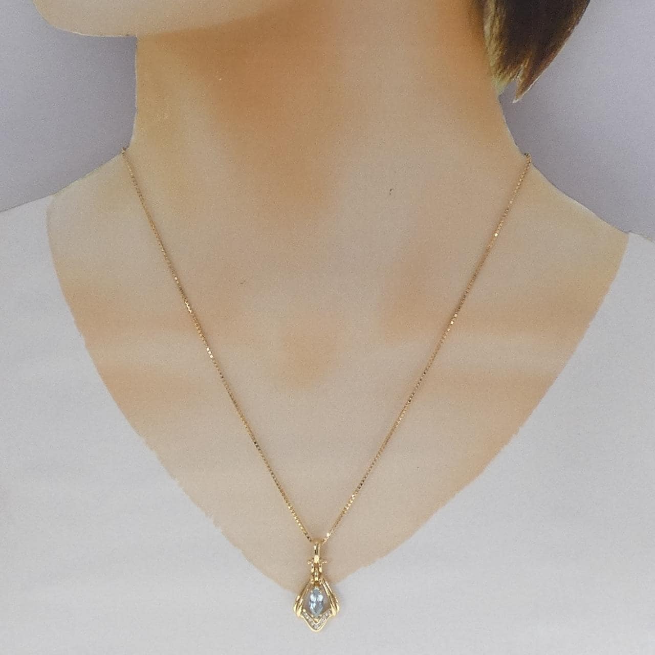 K18YG ブルートパーズ ネックレス