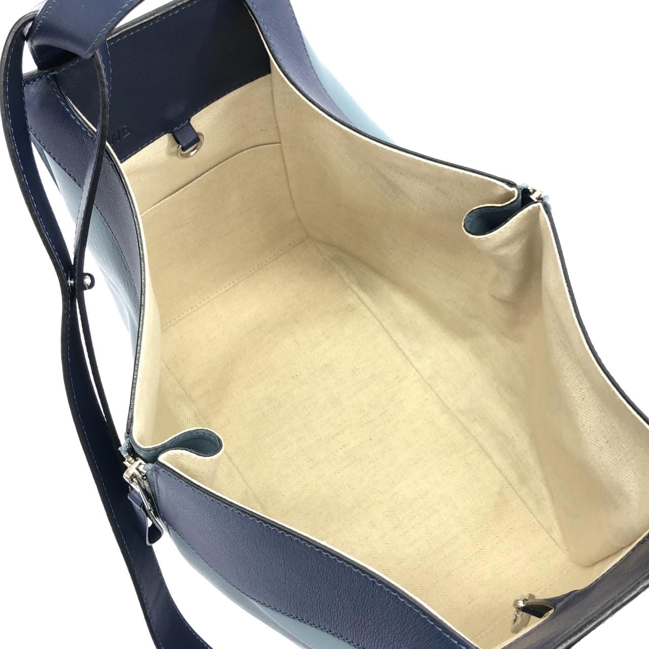 ロエベ ハンモック ミディアム 387 30VT38 ショルダーバッグ