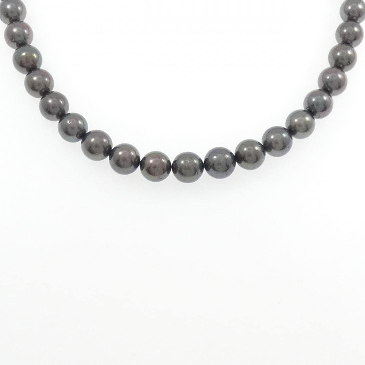 シルバークラスプ 黒蝶パール ネックレス 8-8.9mm