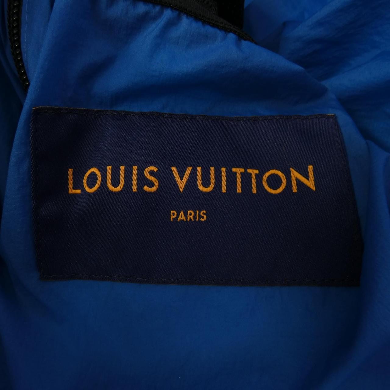 ルイヴィトン LOUIS VUITTON ダウンジャケット