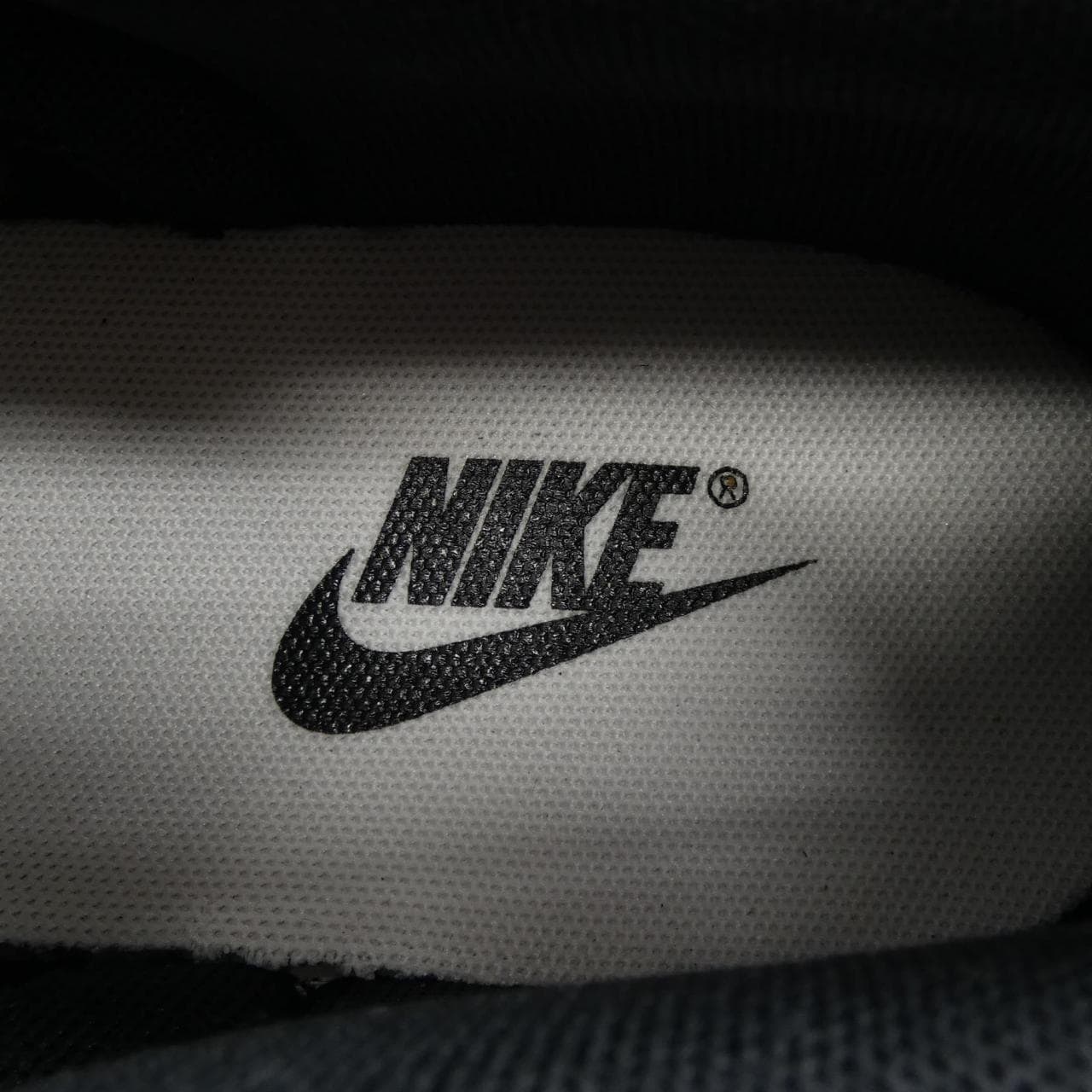 ナイキ NIKE スニーカー