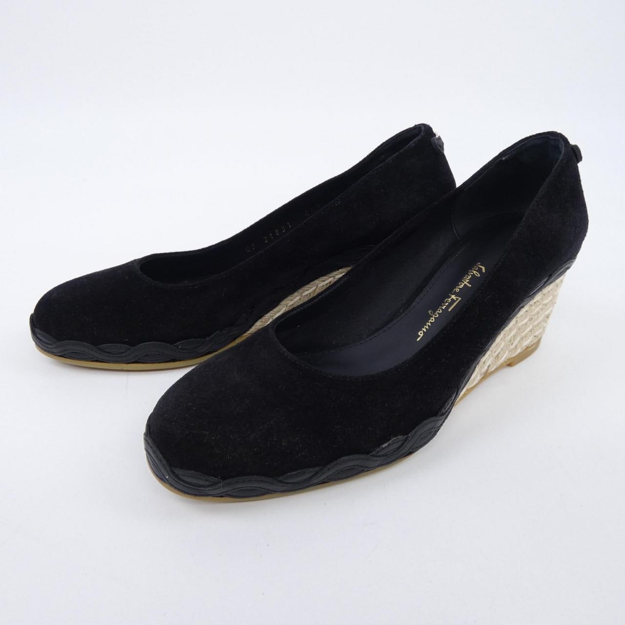 サルヴァトーレフェラガモ SALVATORE FERRAGAMO パンプス