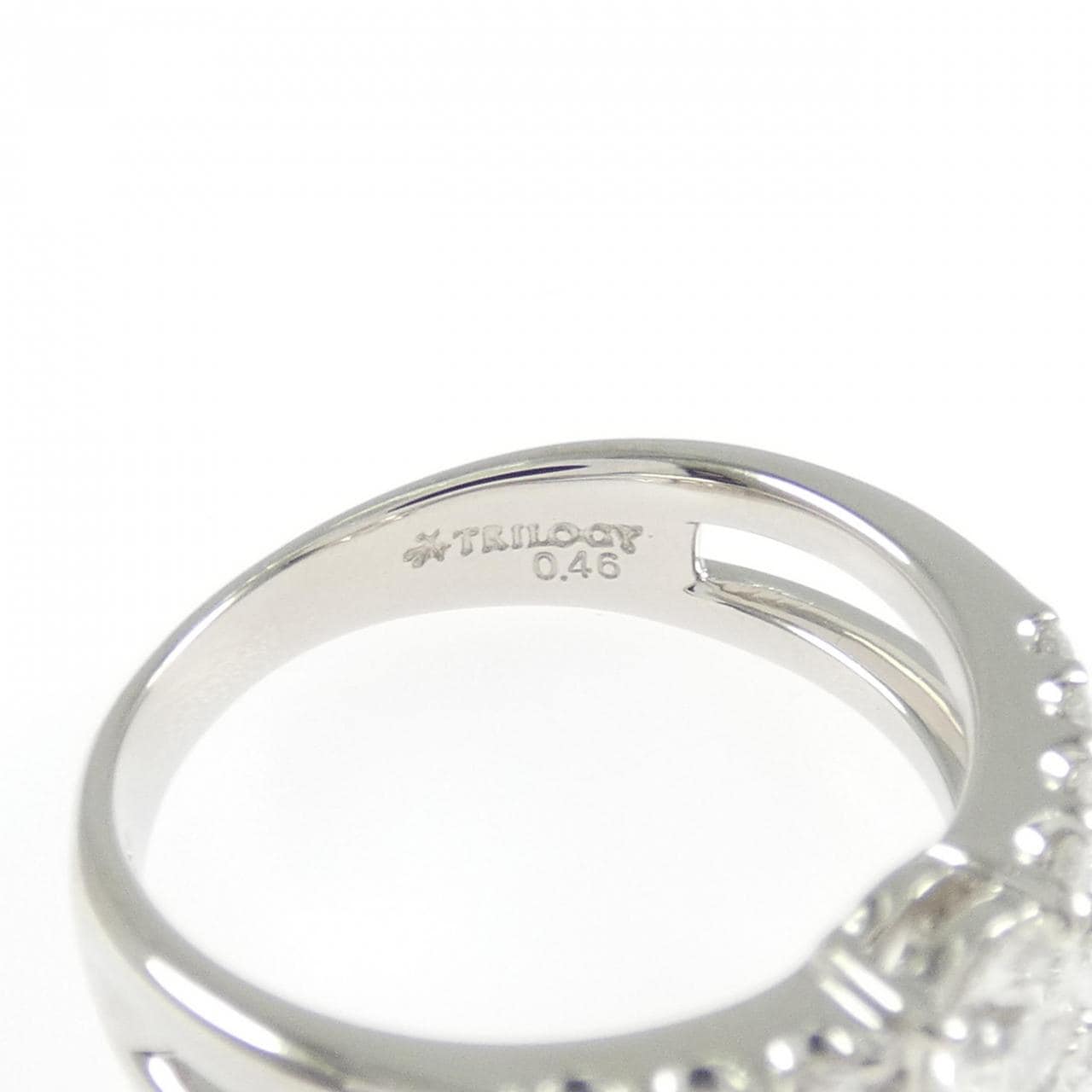トリロジー ダイヤモンド リング 0.700CT
