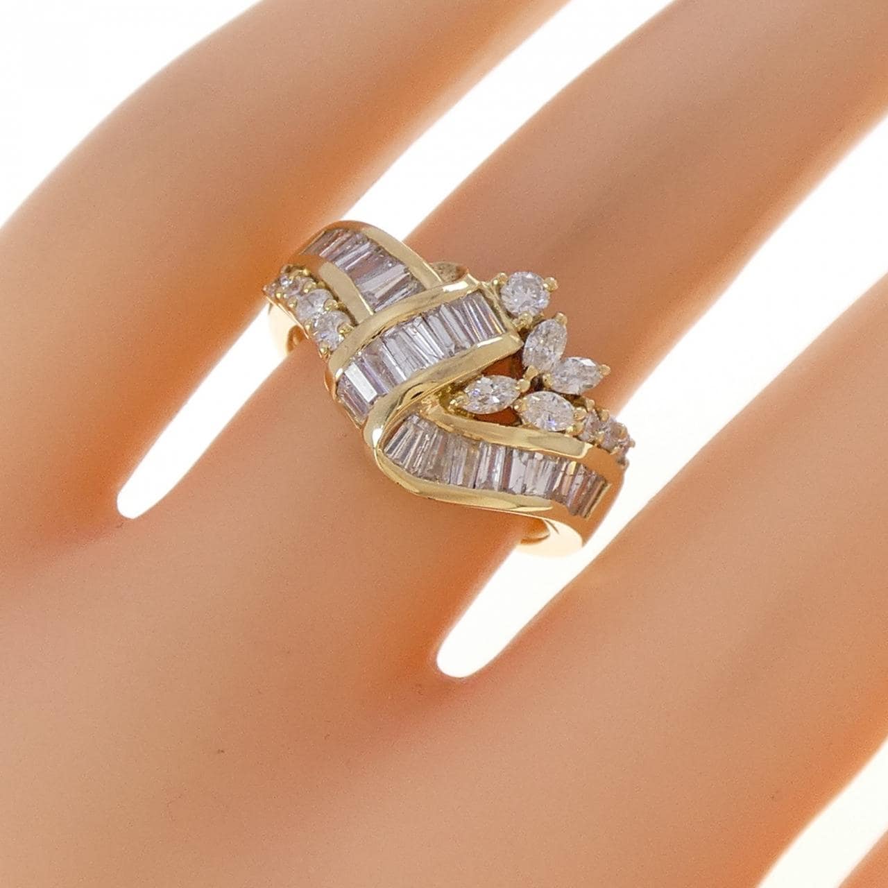 18KYG ダイヤモンド リング 1.11CT