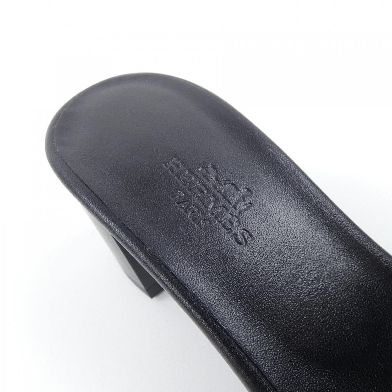 エルメス HERMES ジジ GIGI ケリーバックル 231063Z サンダル