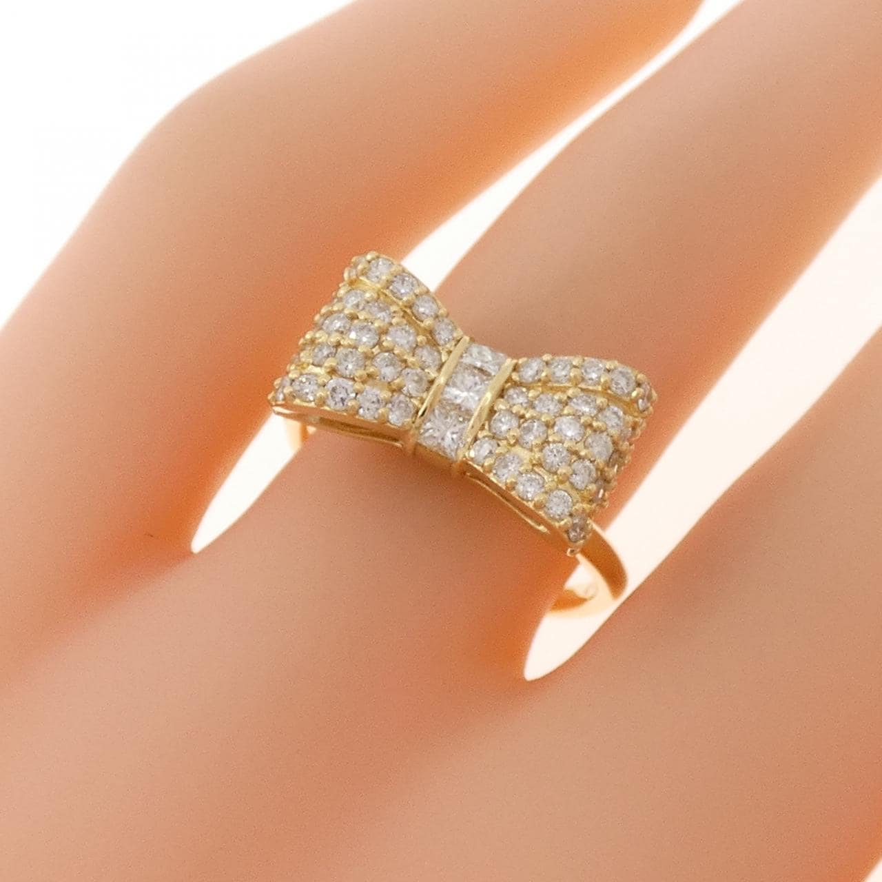 K18YG リボン ダイヤモンド リング 0.65CT