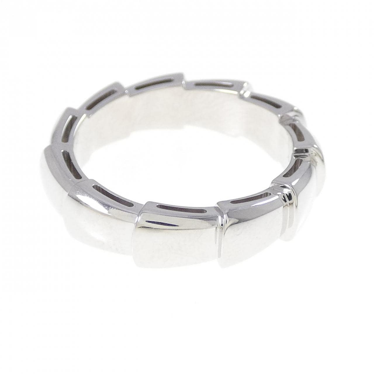 ブルガリ セルペンティ ヴァイパー リング