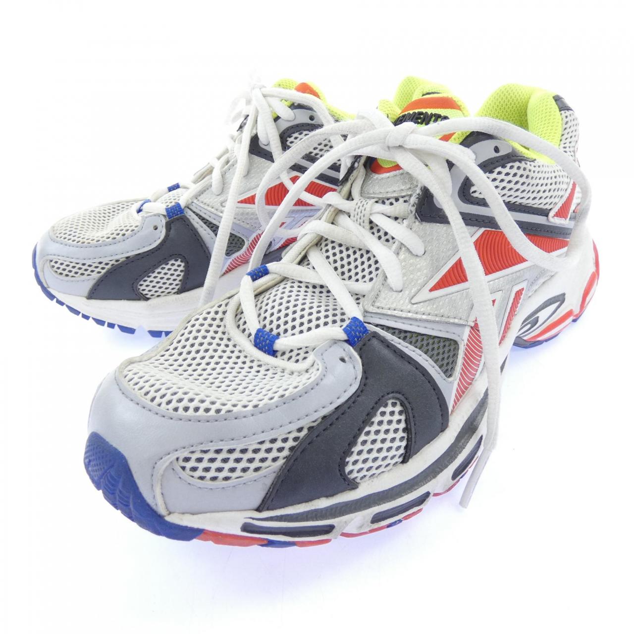 ヴェトモン VETEMENTS Reebok DV7673 スニーカー