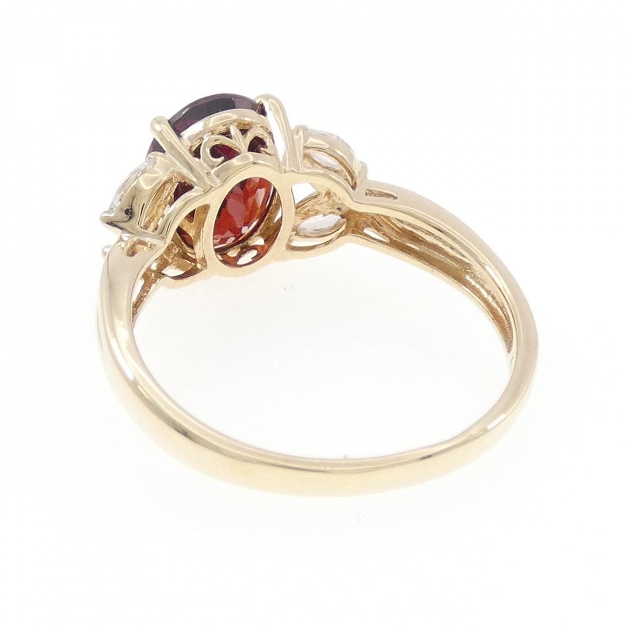 K10YG Garnet ring