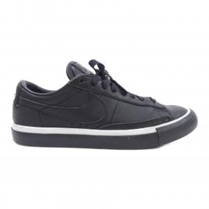 ナイキ NIKE スニーカー