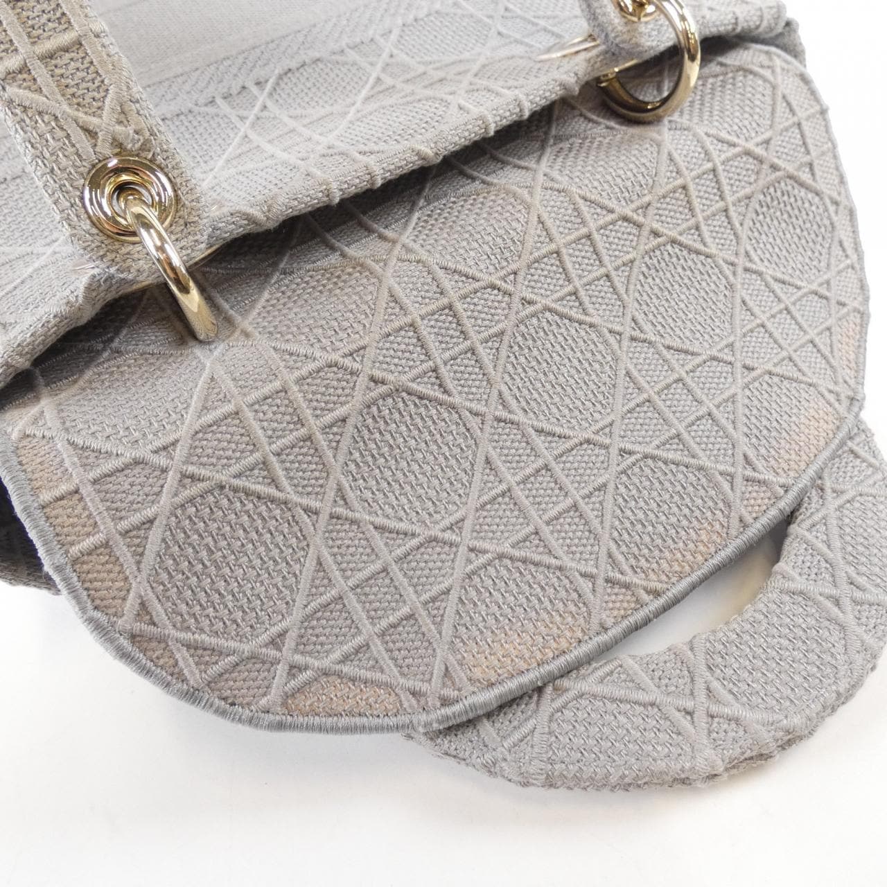 Christian DIOR Lady D-Light 中号 M0565OREY 包