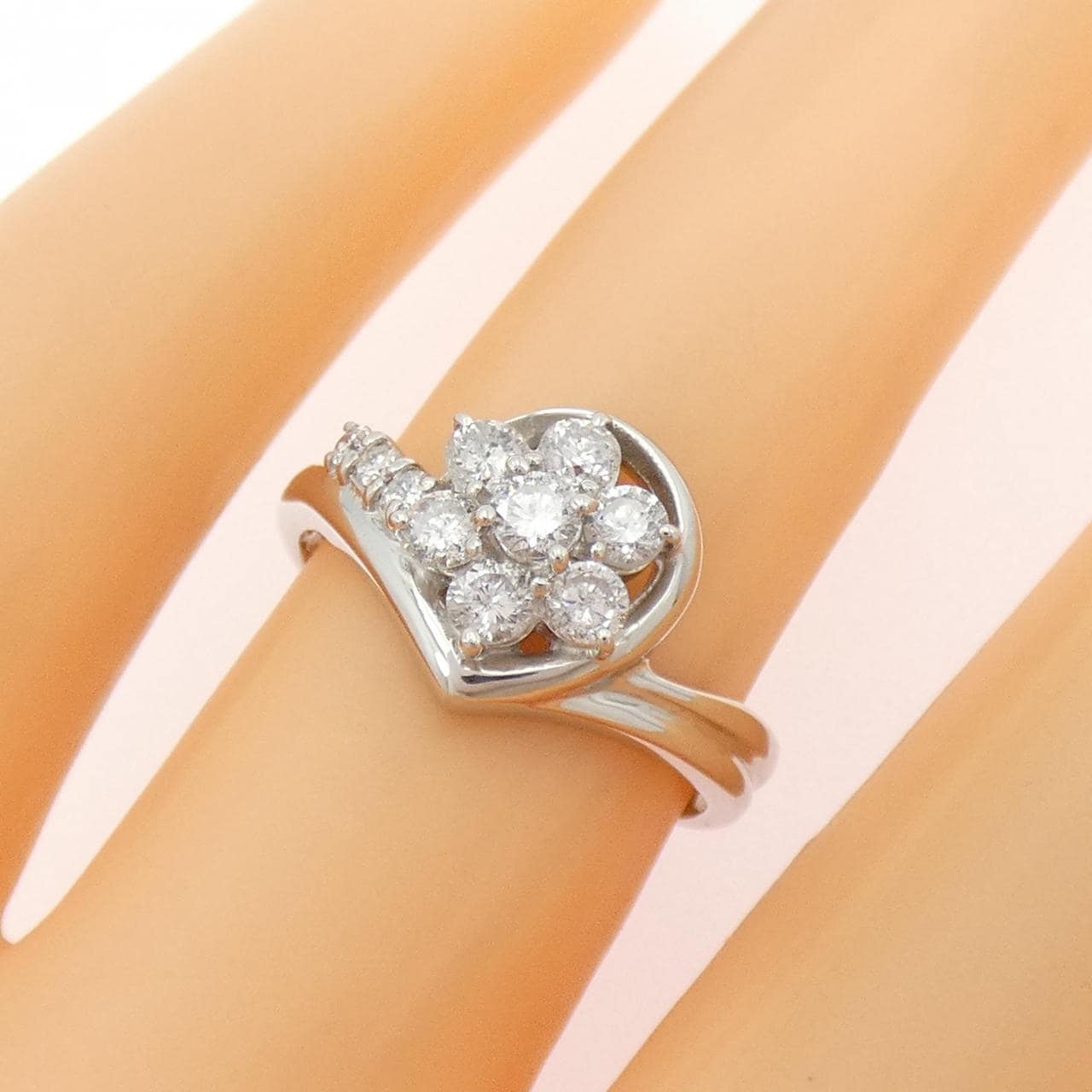 PT900 フラワー ダイヤモンド リング 0.50CT
