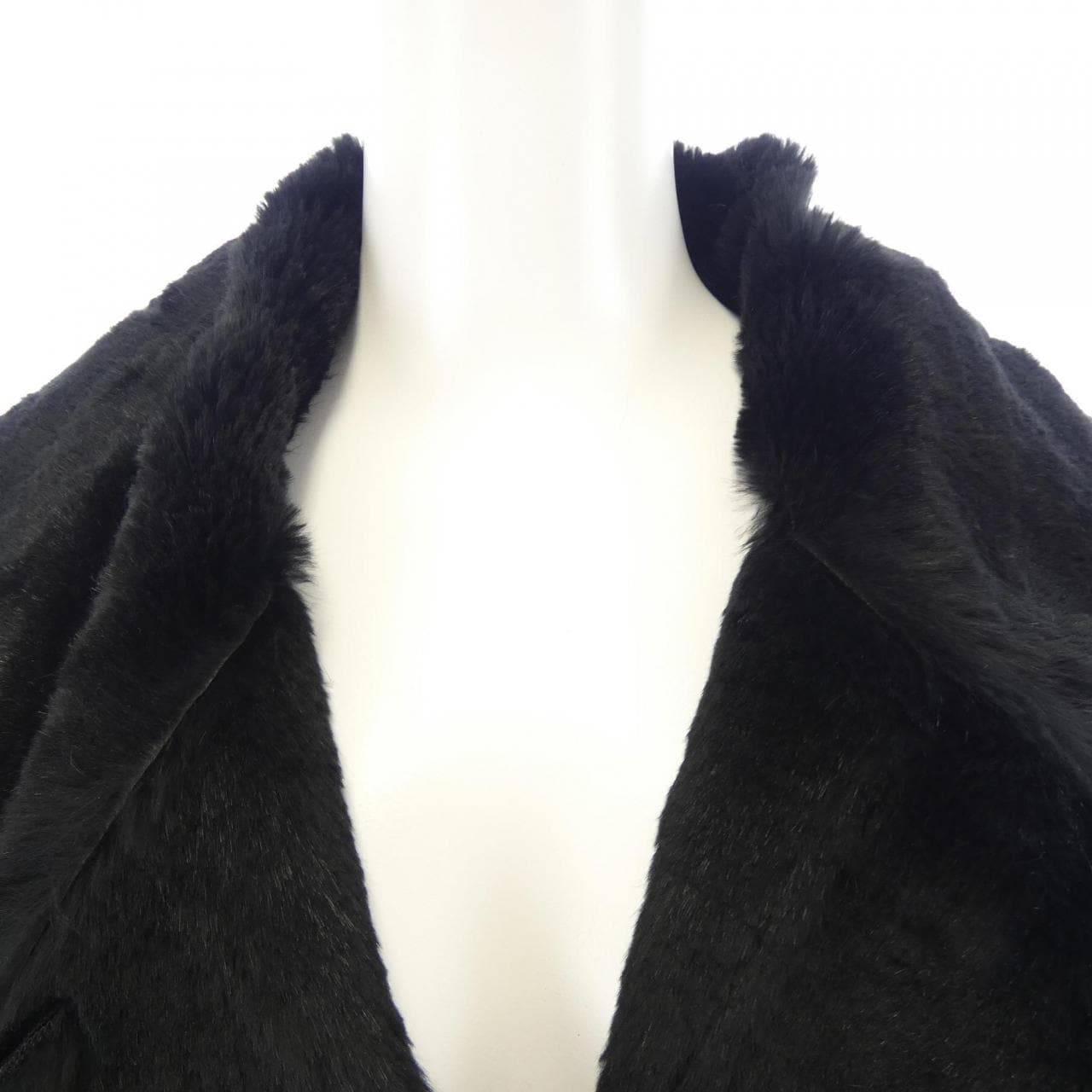 【ヴィンテージ】シャネル CHANEL P26940V20012 05A レザージャケット