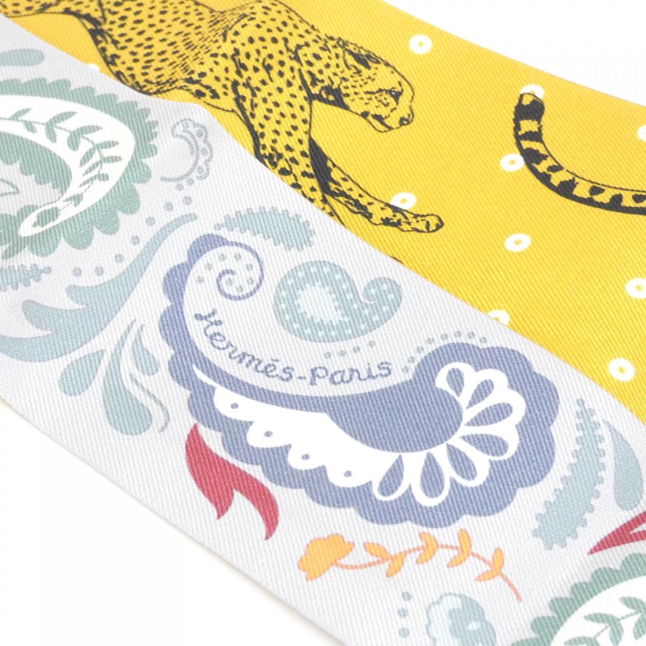 エルメス GUEPARDS　BANDANA ツイリー 064179S スカーフ