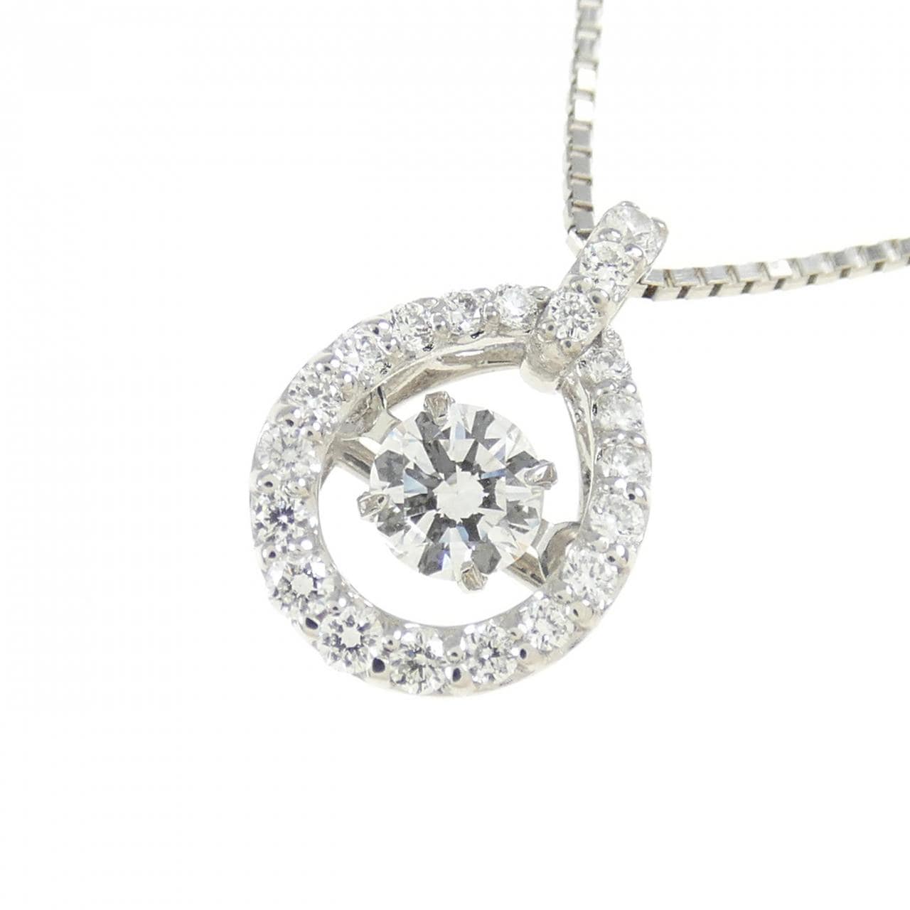 [BRAND NEW] PT Diamond Necklace 0.214CT E SI2 Good