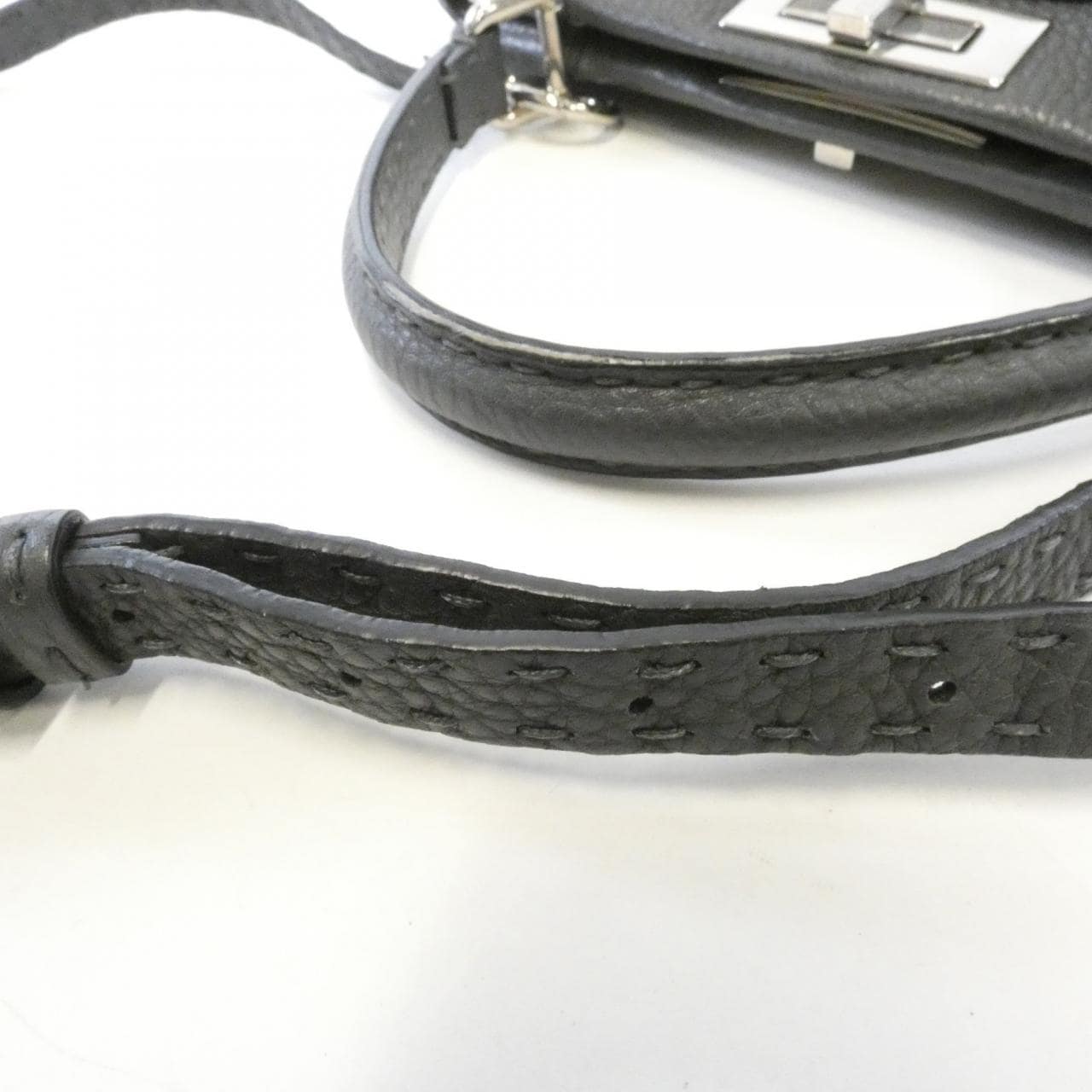 フェンディ SELLERIA ピーカブー 8BN226 Q0J バッグ