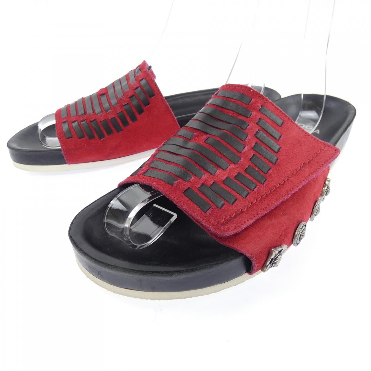 トーガ TOGA サンダル