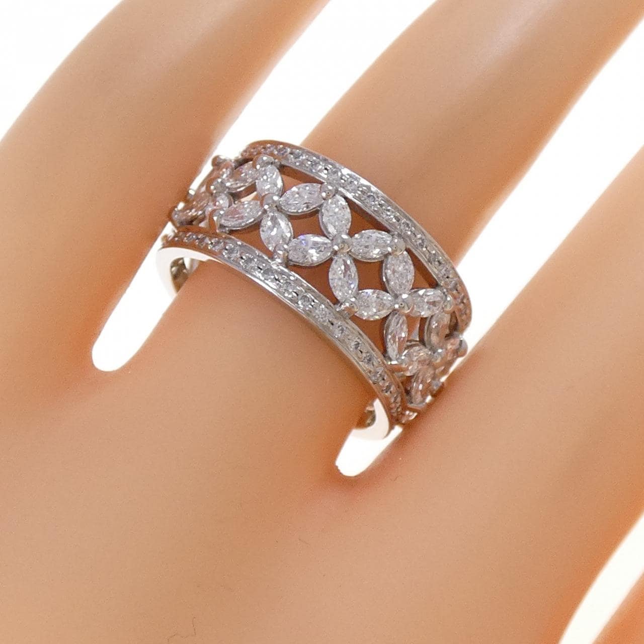 ティファニー ビクトリア リング