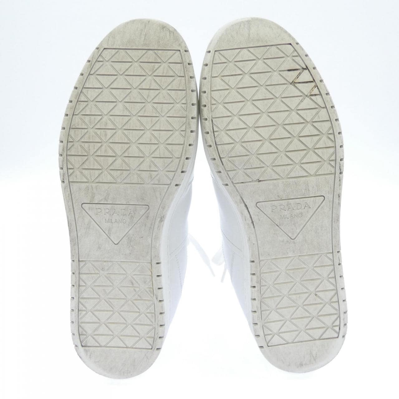 プラダ PRADA ダウンタウン トライアングルロゴ 2EE364 スニーカー