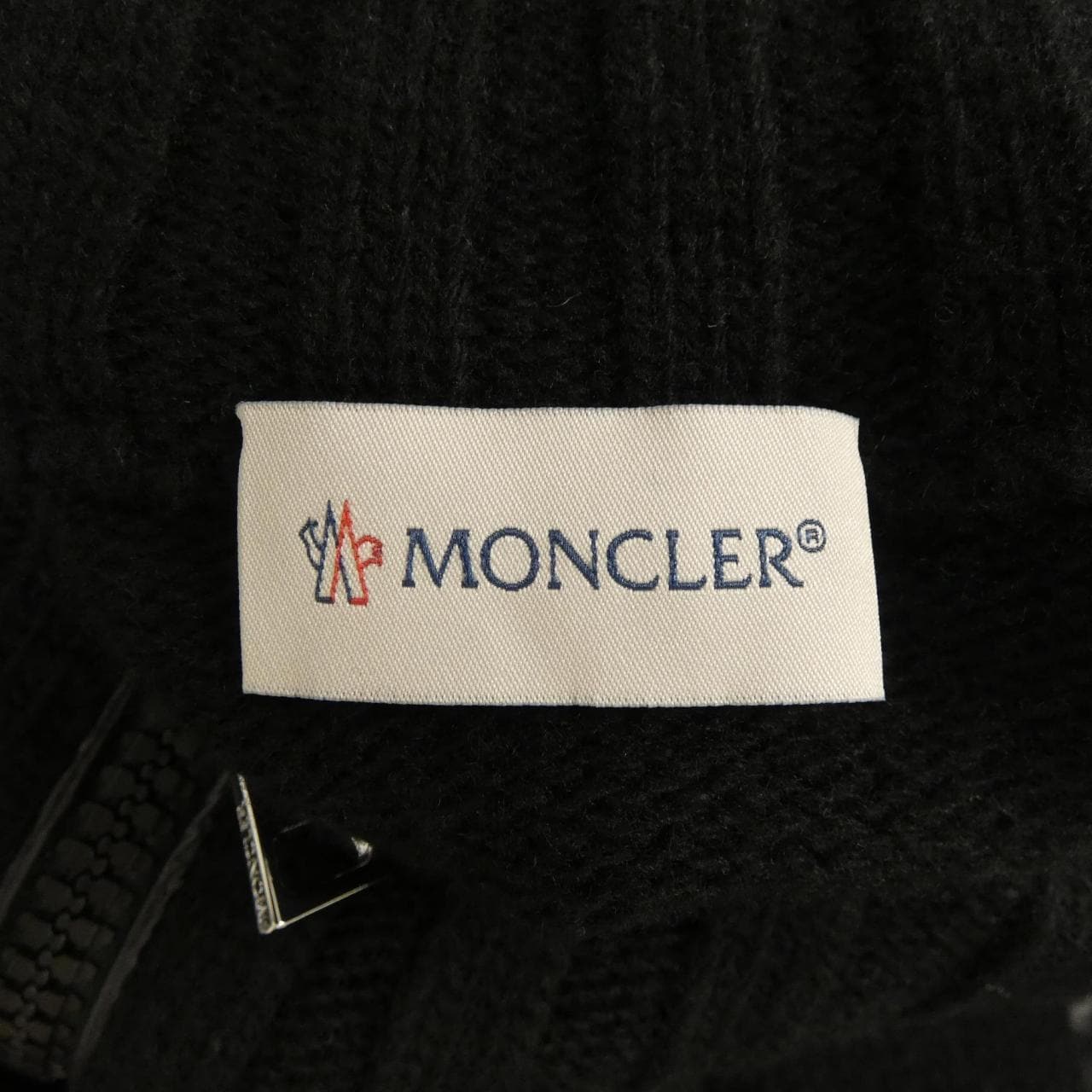 モンクレール MONCLER 20939B00013 ダウンジャケット