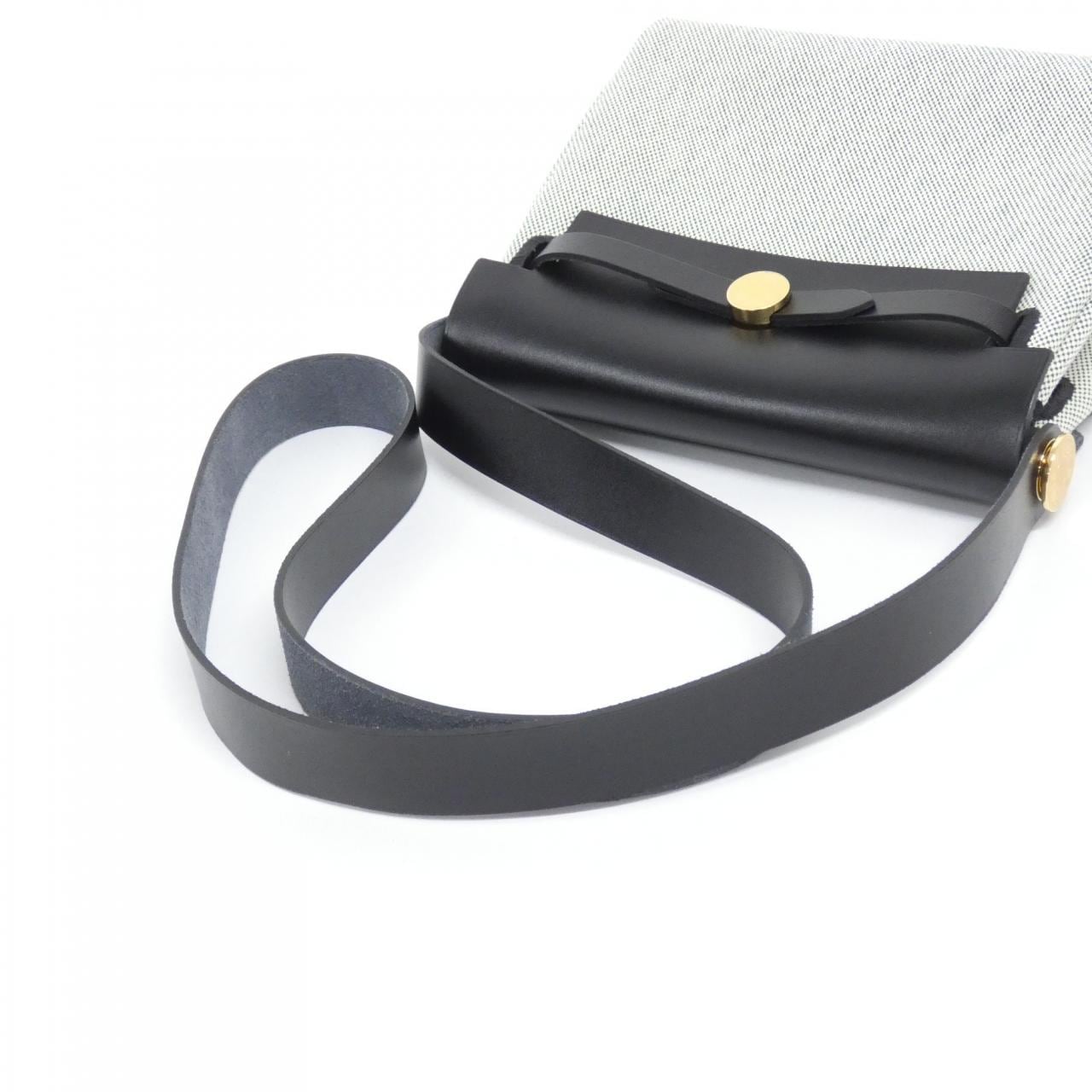 【未使用品】エルメス エールバッグ ジップ 20cm 085414CC ショルダーバッグ