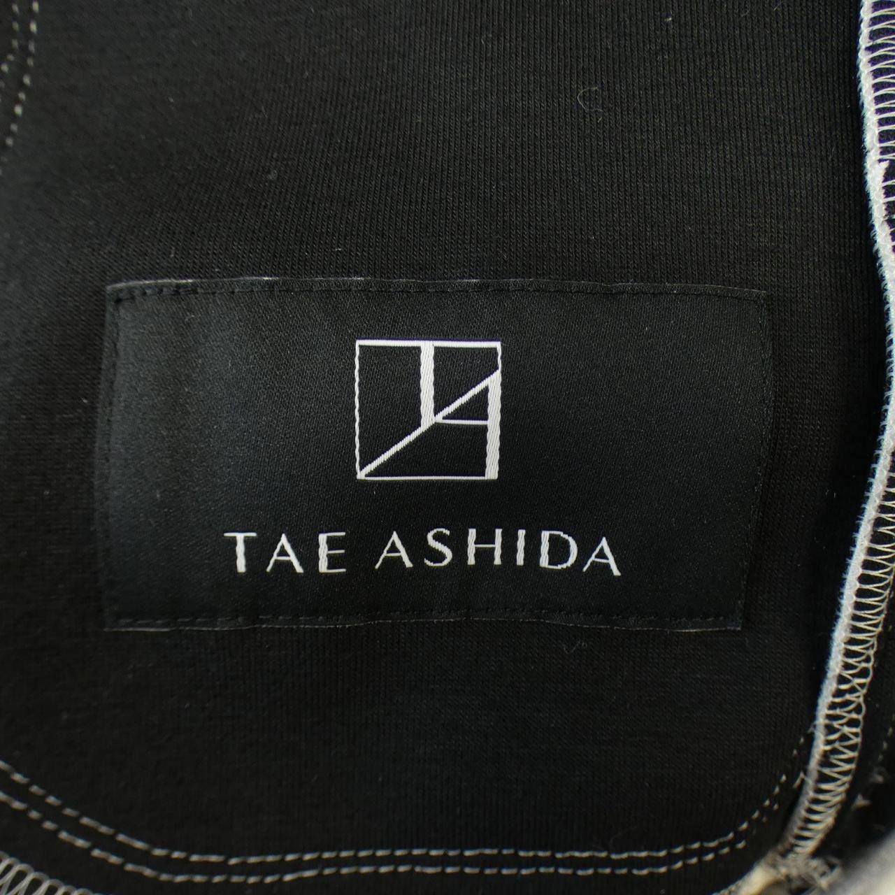 タエアシダ TAE ASHIDA パンツ