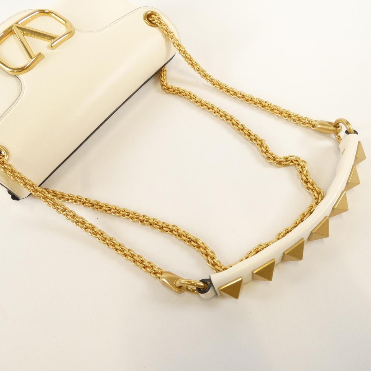 ヴァレンティノガラヴァーニ XW2B0K26VNL ショルダーバッグ