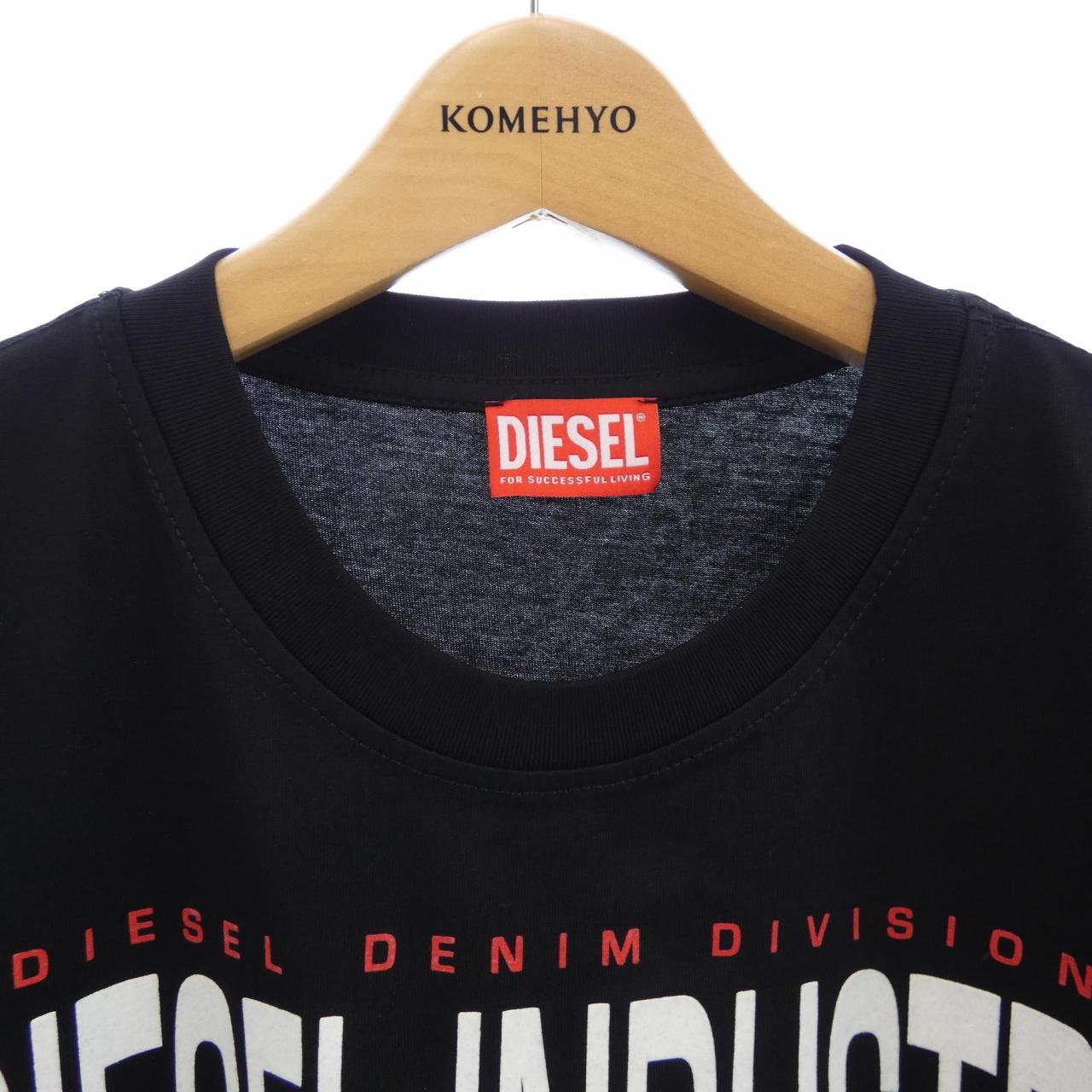 ディーゼル DIESEL Tシャツ