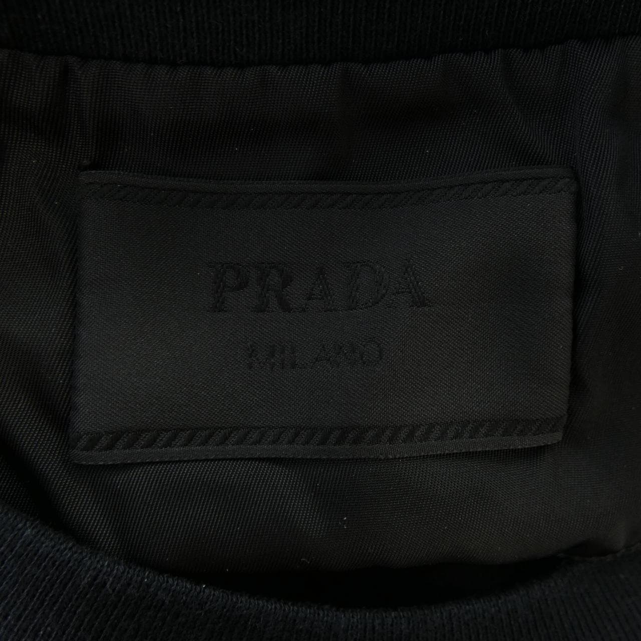 プラダ PRADA トライアングルロゴ UJN661 S221 11CK Tシャツ