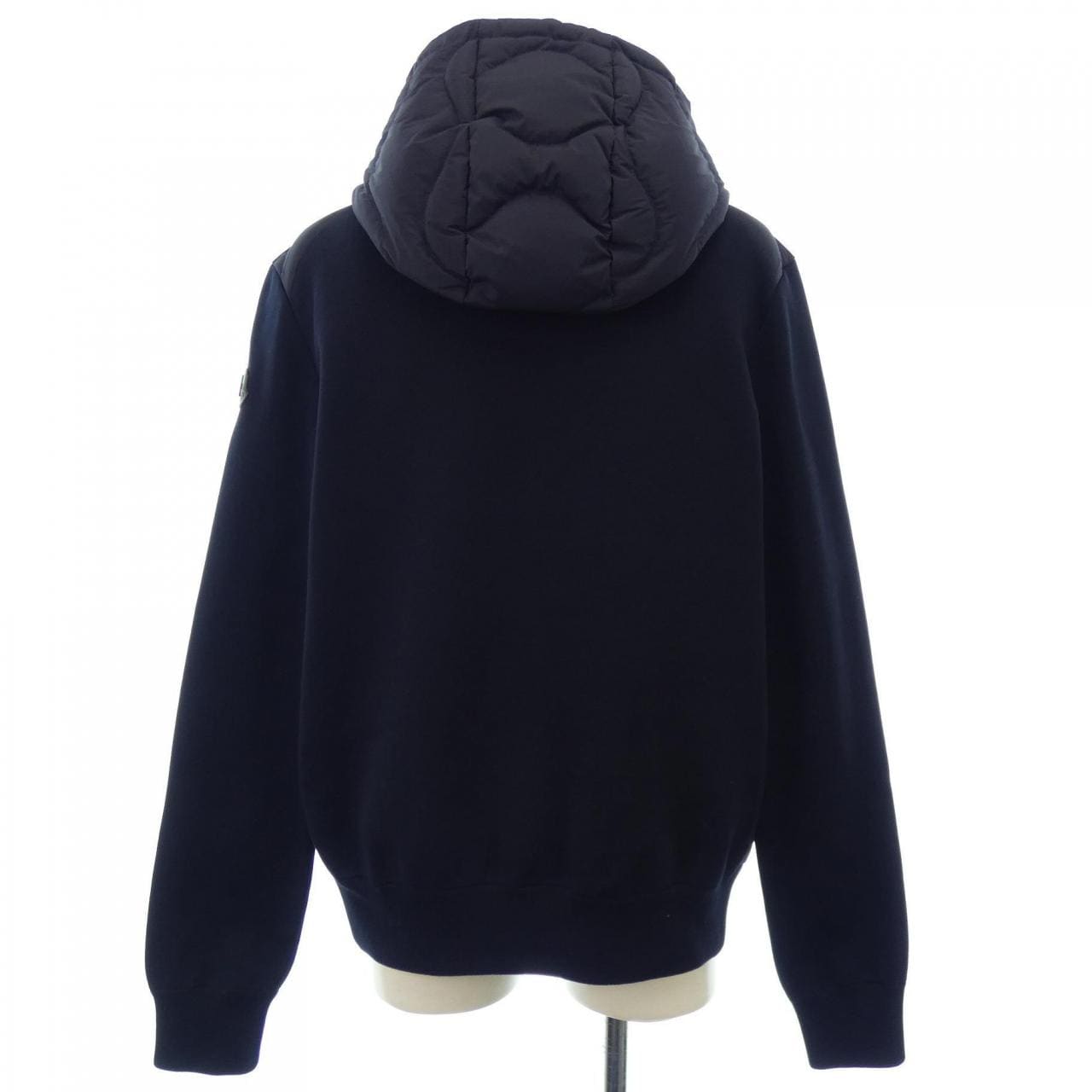 モンクレール MONCLER ダウンジャケット