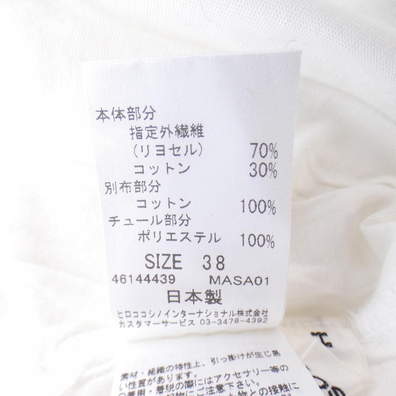 ヒロココシノ HIROKO KOSHINO トップス