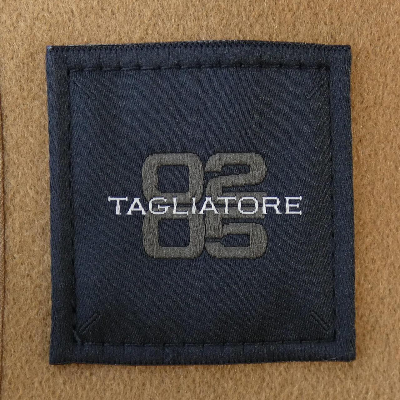 タリアトーレ TAGLIATORE コート