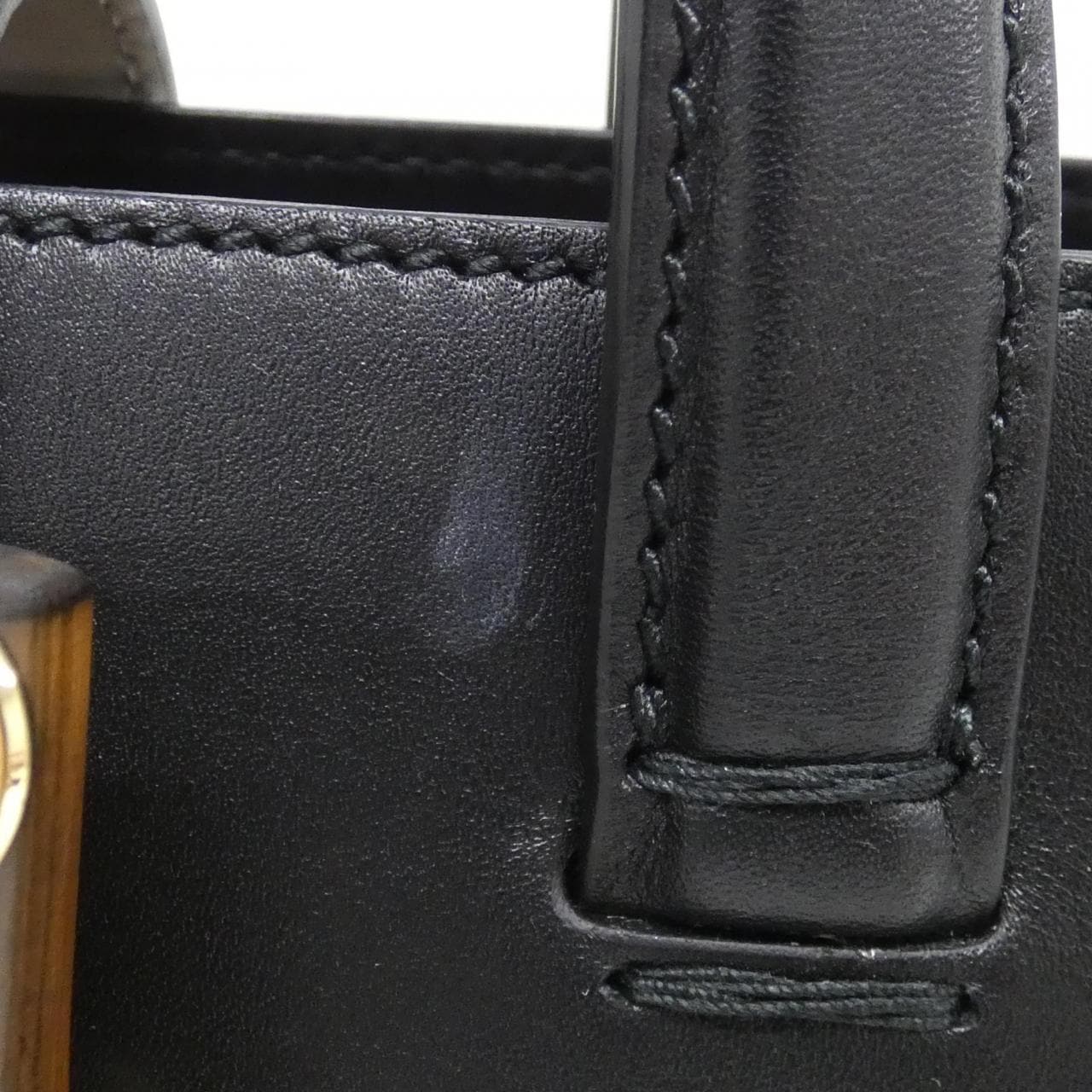 Gucci 453756 DVU1G包