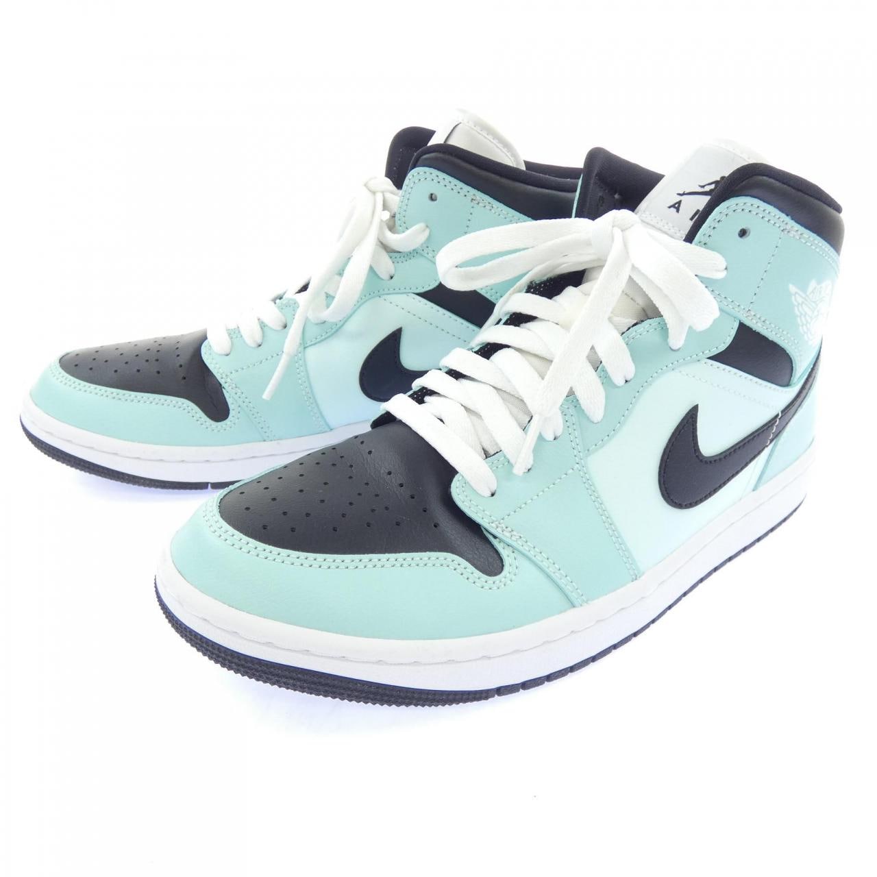 ナイキ ジョーダン NIKE JORDAN BQ6472-300 スニーカー